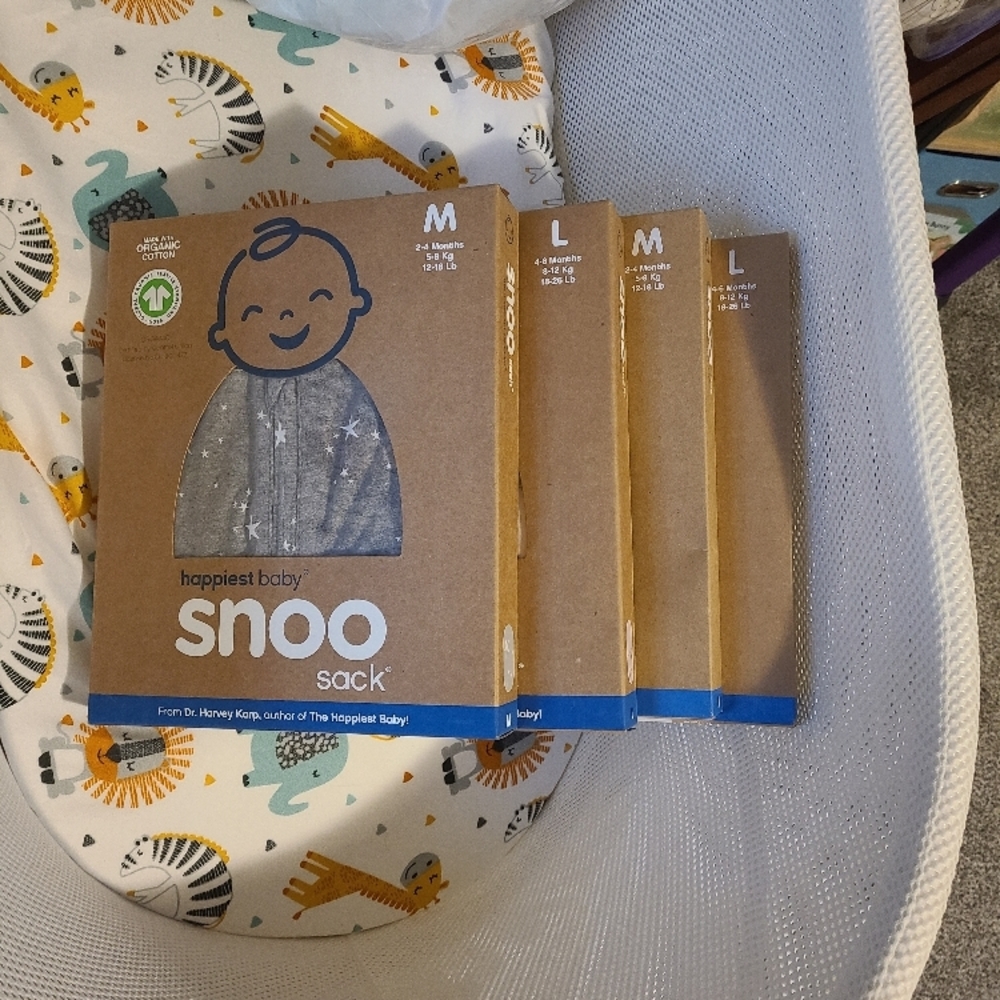 Happiest Baby Snoo Sack Set in White and Gray